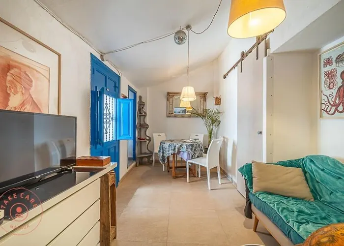 Authentic Fisher House In Pedregalejo - Tcm
